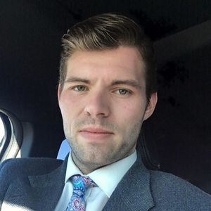 Meet your Posher, Casey